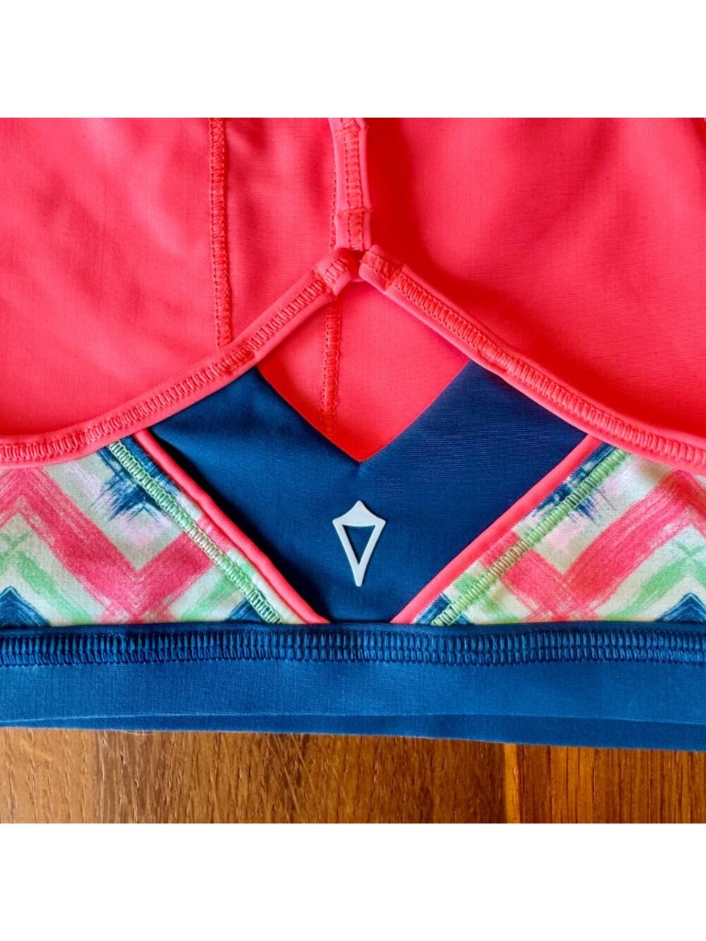 IVIVVA Chevron Cropped Tank Top Girls 7-8 Pink Sports Bra Gymnastics Dance Swim - Picture 3 of 6